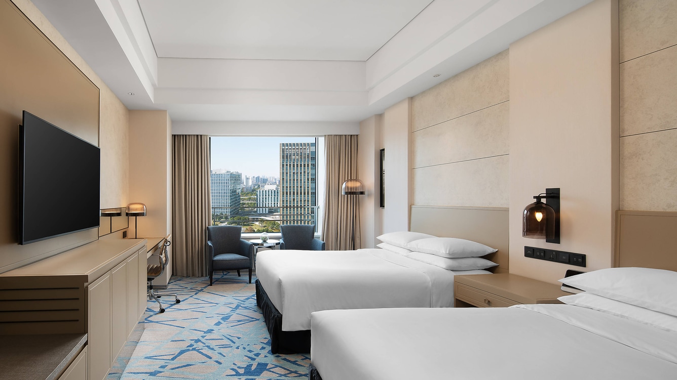 Hotel I