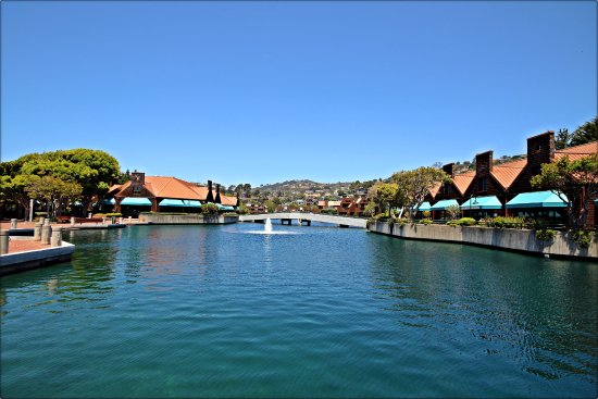 Villa con Jardín Zen