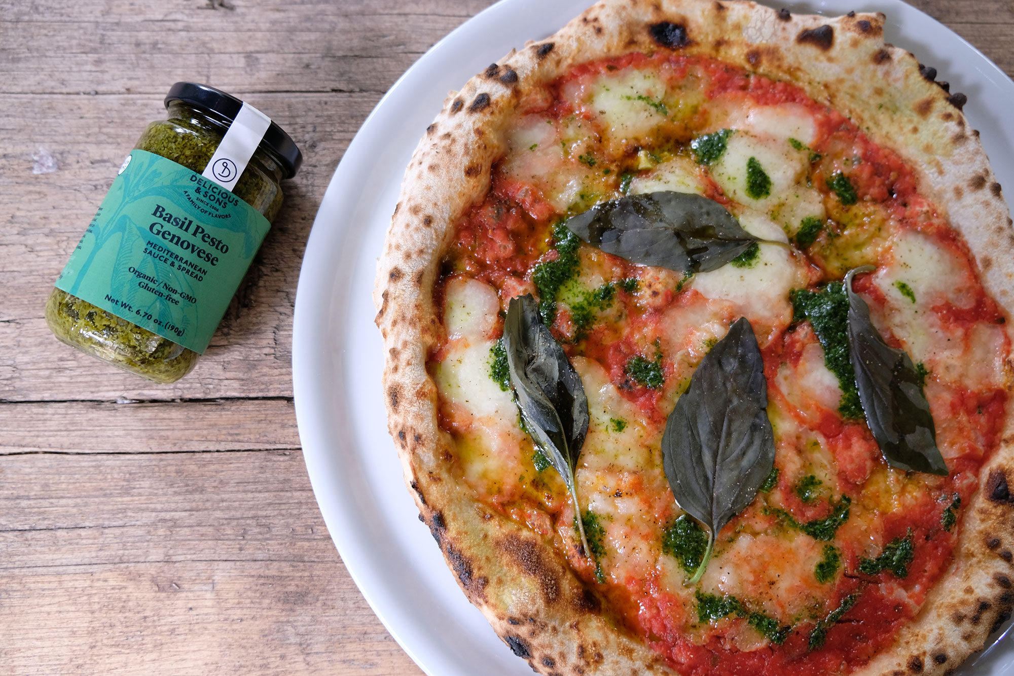 Pizza Margherita con masa sin gluten