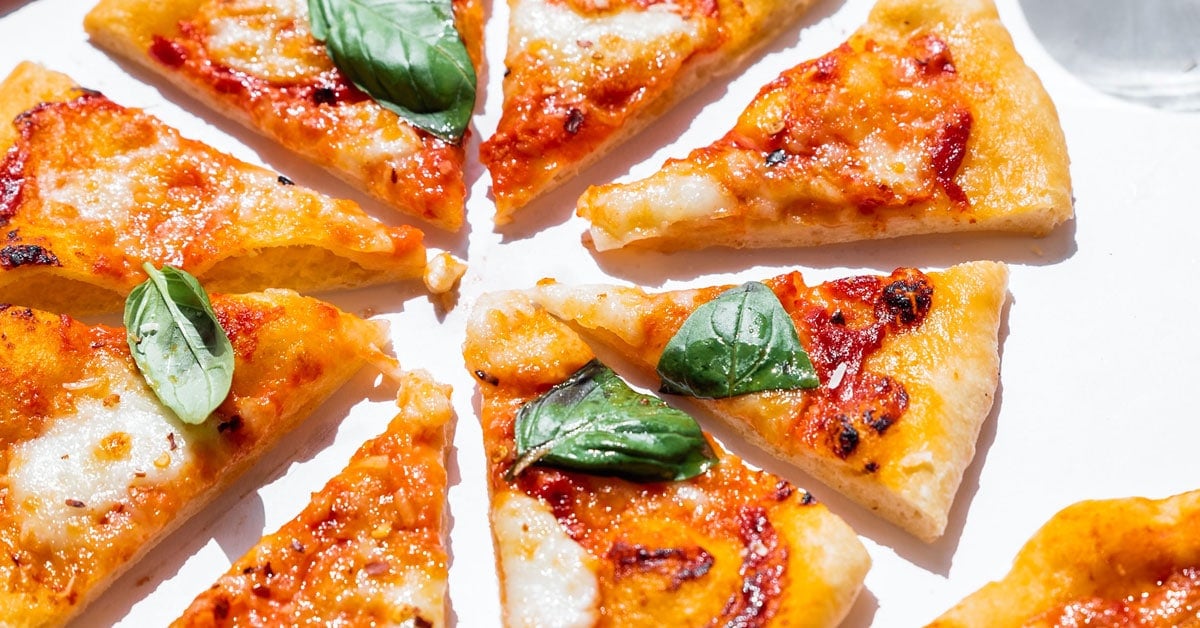 Air Fryer Veggie Pizza