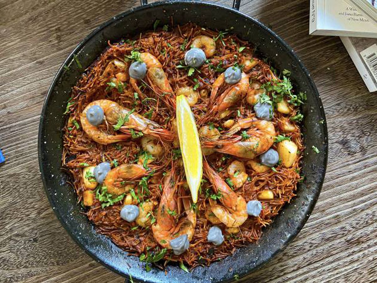 Receta de Arrossejat con calamares en su tinta