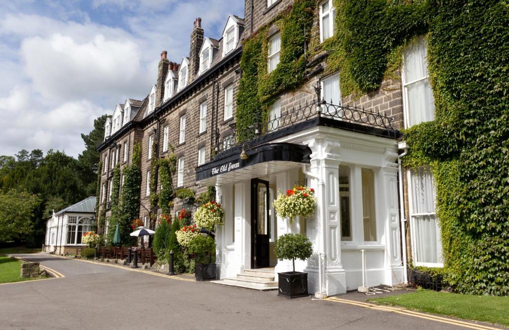 The Old Swan Hotel