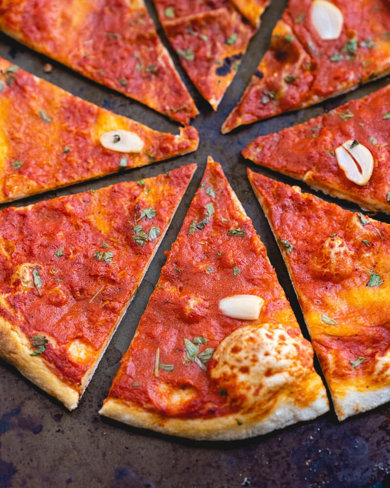 Pizza Marinara con pepperoni