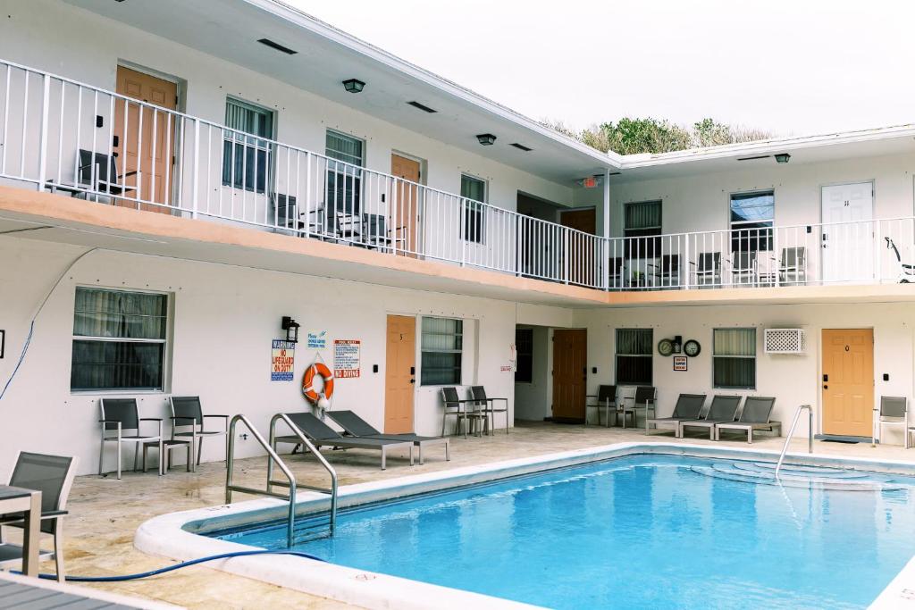 Beachside Apartments