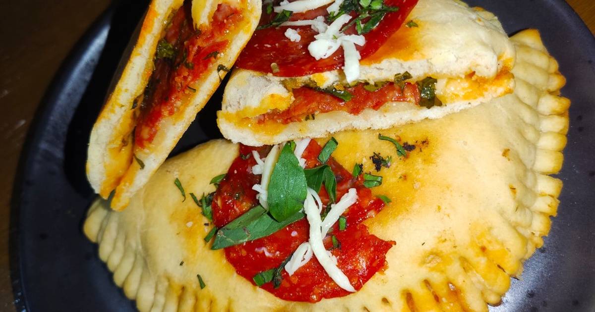 Pizza de ricotta y espinacas con masa de harina de coco