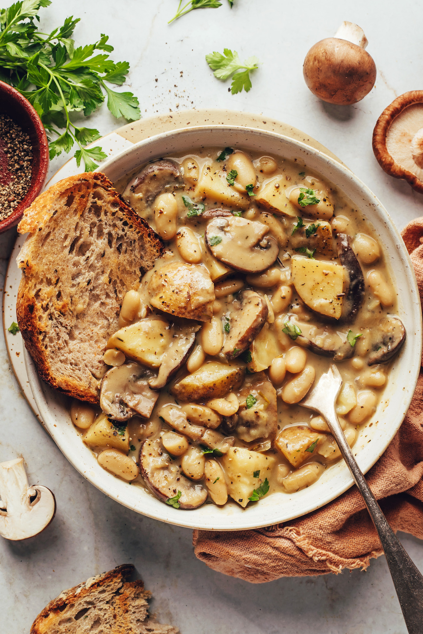 Mushroom and White Bean Stew
