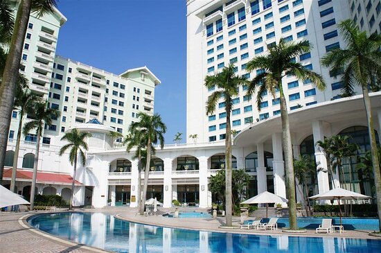10. Hanoi Daewoo Hotel