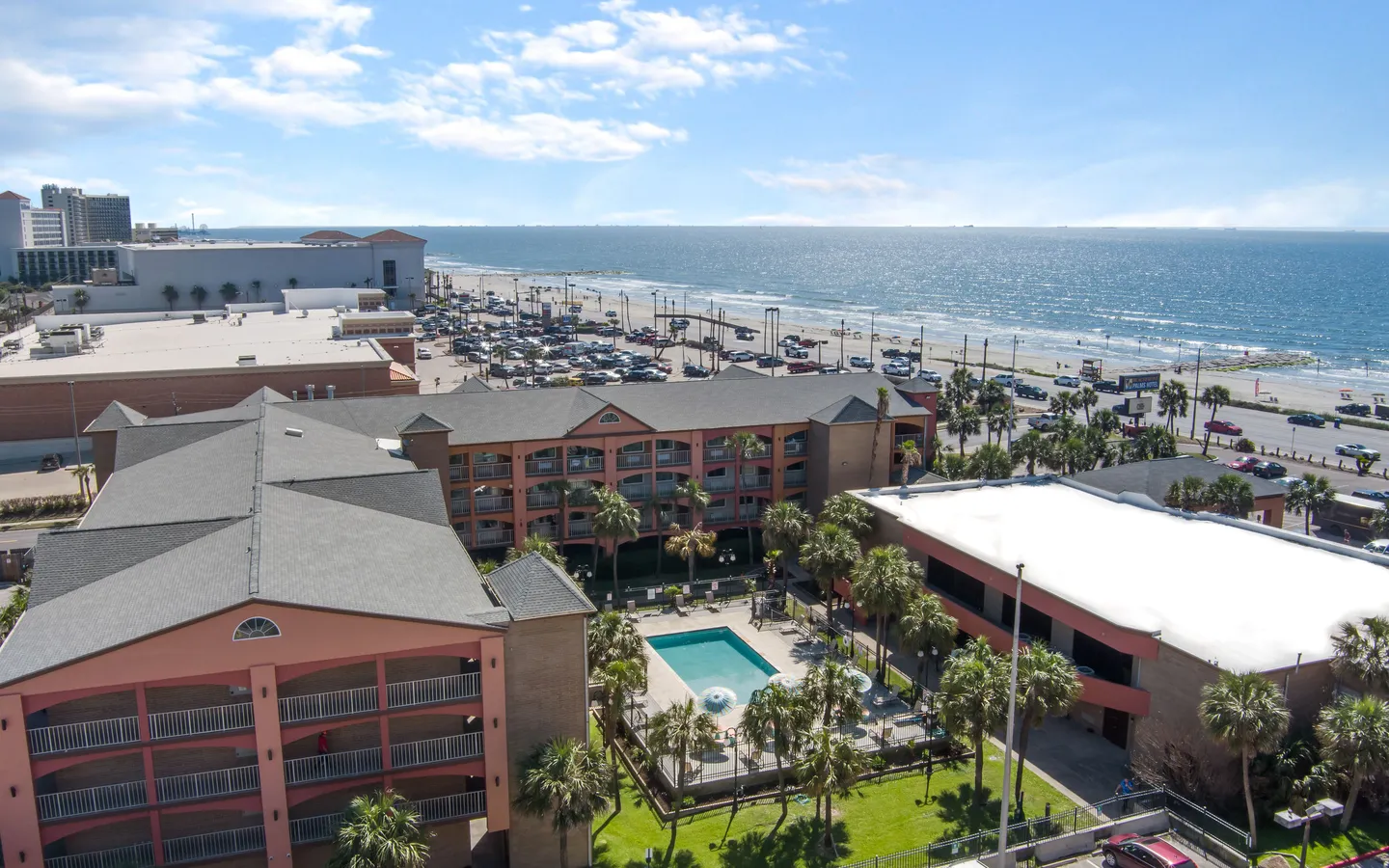 Beachfront Hotel with Breakfast and Dinner