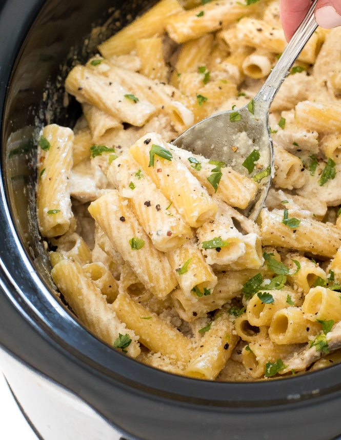 Crock Pot Chicken Alfredo