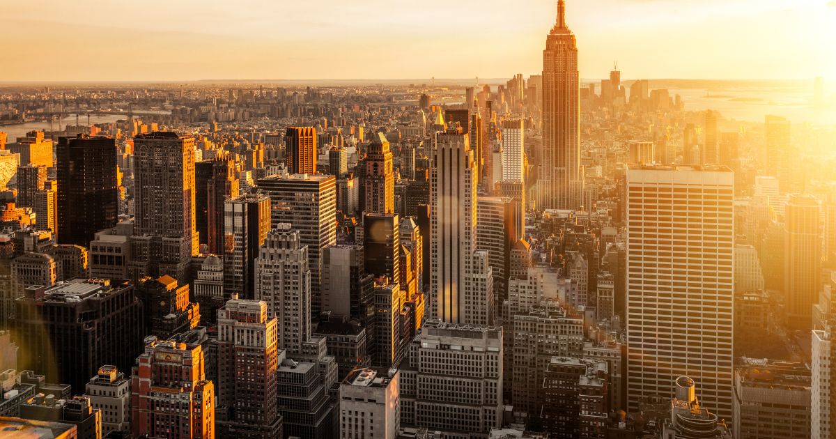 7. The Aliz Hotel Times Square
