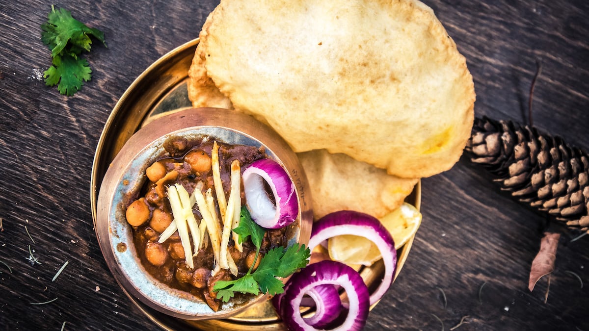 Amritsari Chana Bhatura