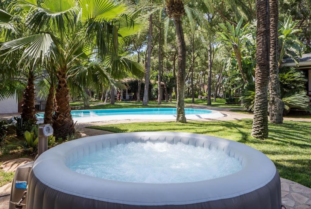 La Flor Oasis Resort