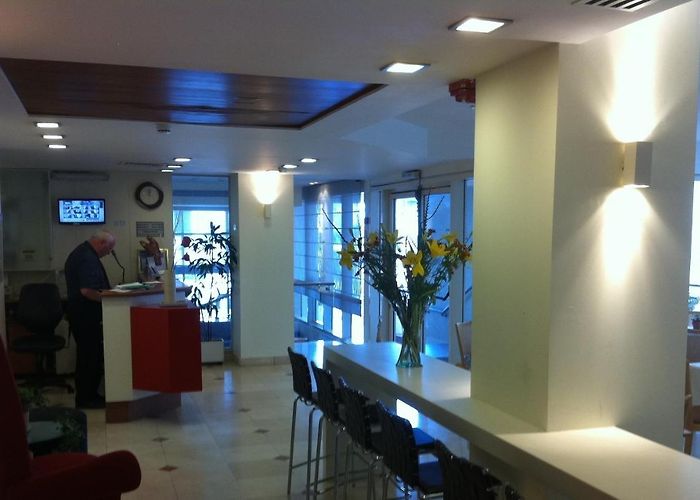 The Lusky Suites Hotel