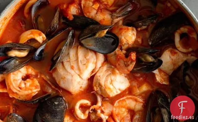 Cioppino de calamares