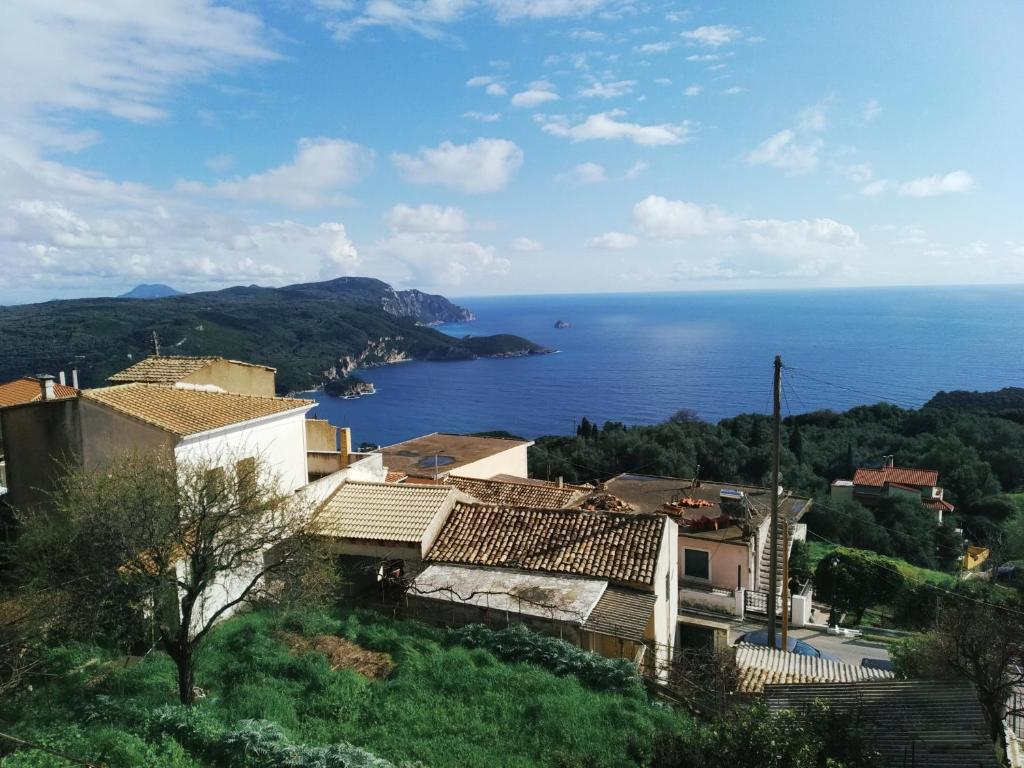 Traditional Villa with Panoramic Views