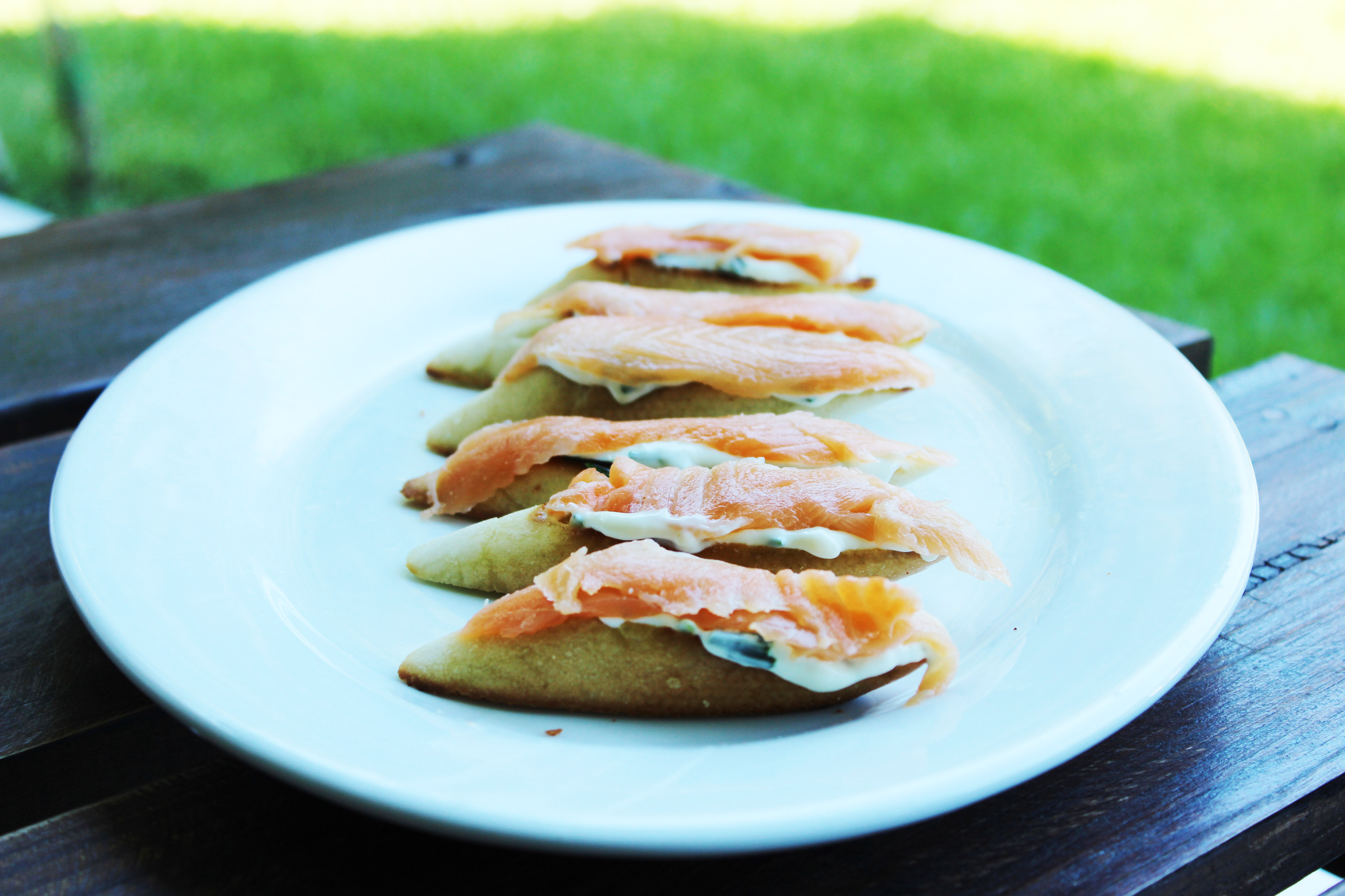 Bruschetta de salmón ahumado y queso crema
