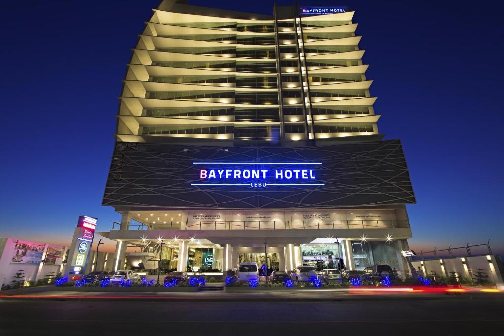 Bayfront Hotel