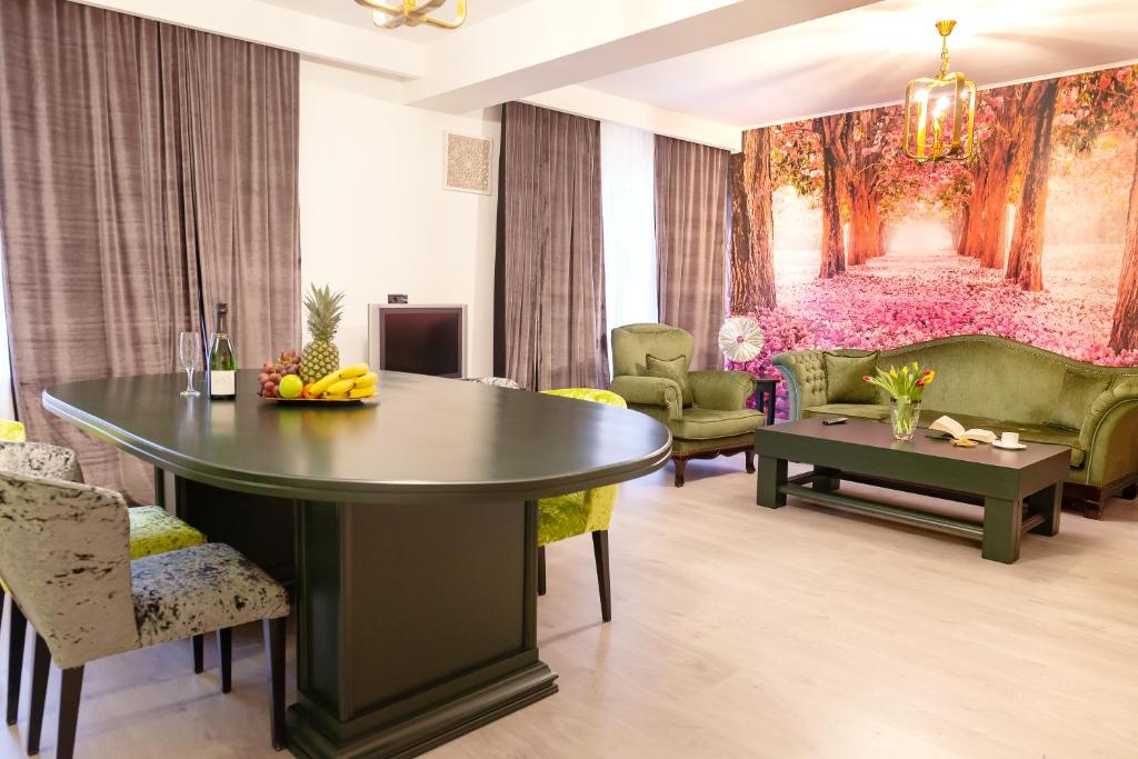 The Phoenician Apartments