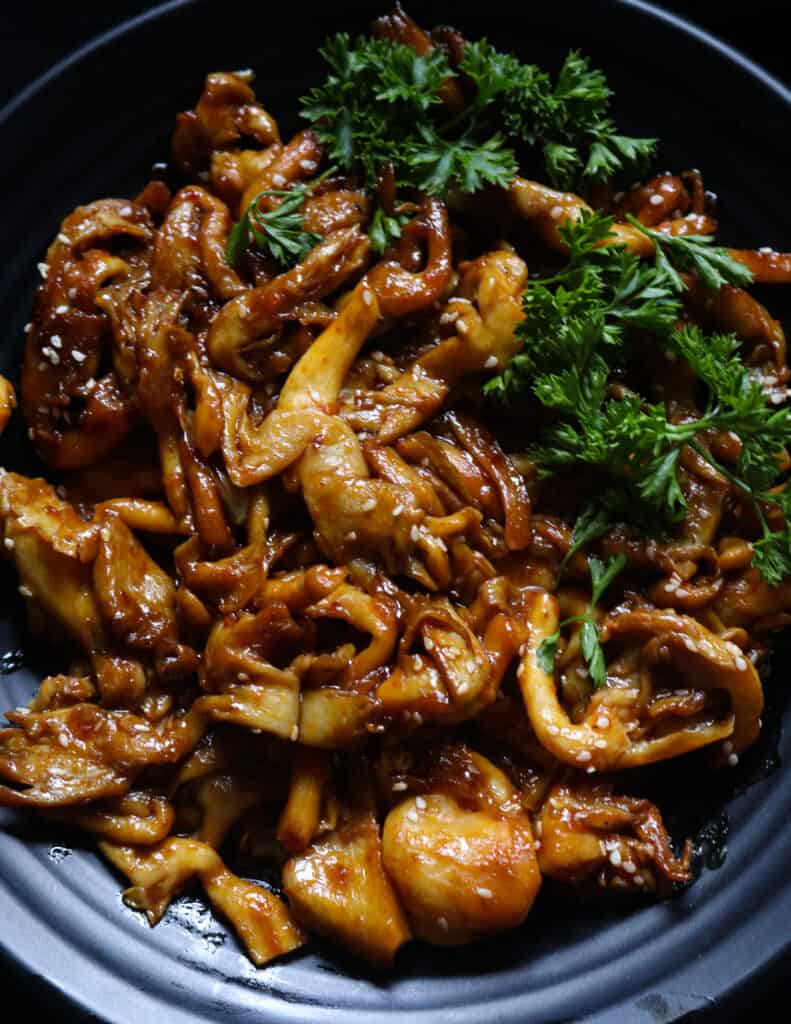 4. Teriyaki Mushroom Stir-Fry