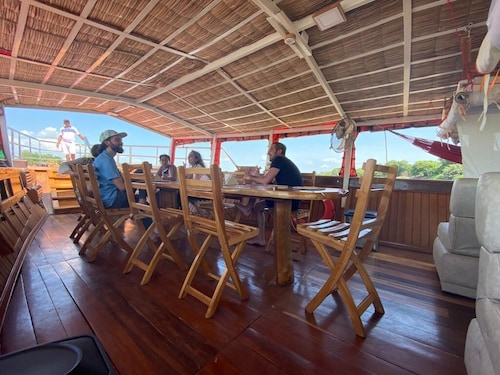 Casa flotante en el río Han