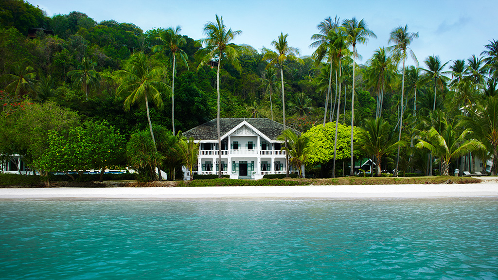 8. Phuket Graceland Resort & Spa