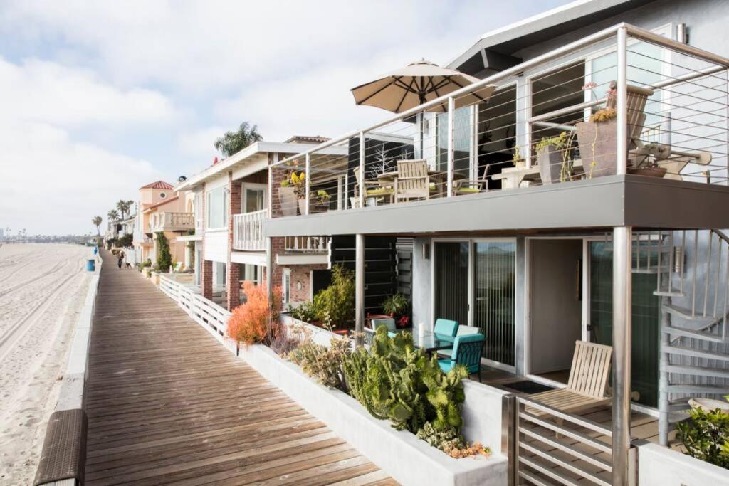 Oceanfront Oasis Hotel