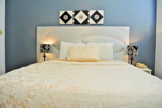 The Mansion House Inn Downtown St. Petersburg