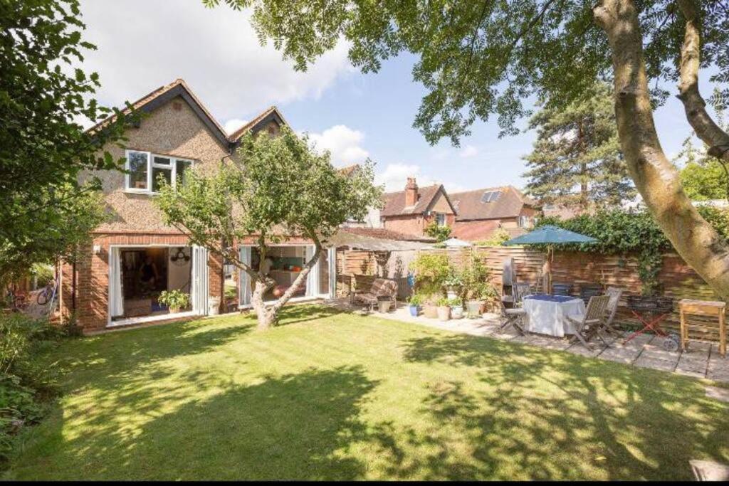 Charming Vacation Homes near Heathrow