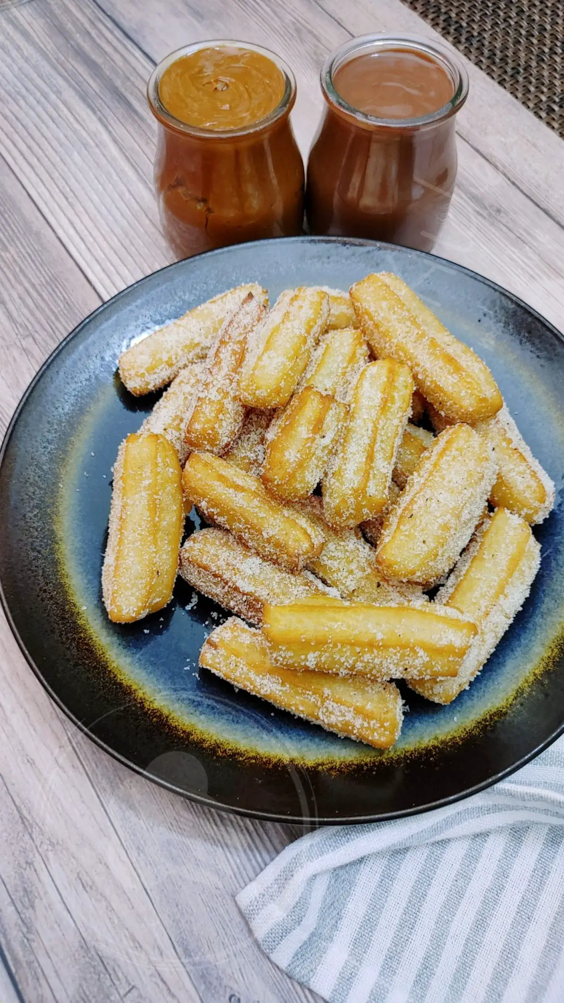 Churros con chocolate - Receta con un toque de especias