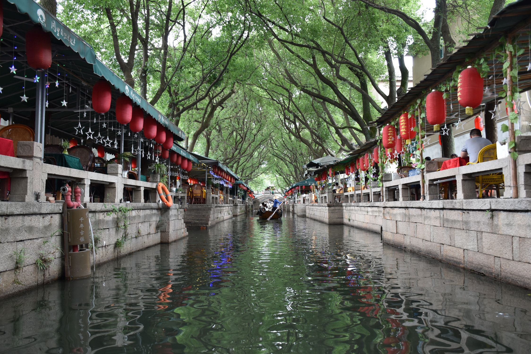 Casa flotante en el río Suzhou