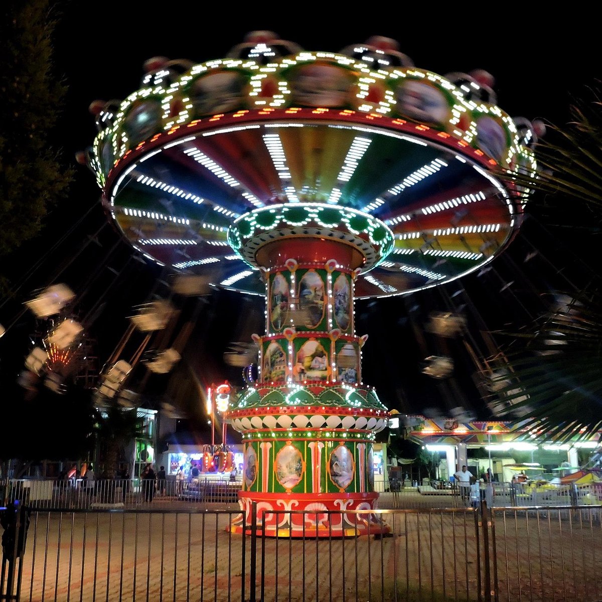 Visita al parque de atracciones Antalya Luna Park