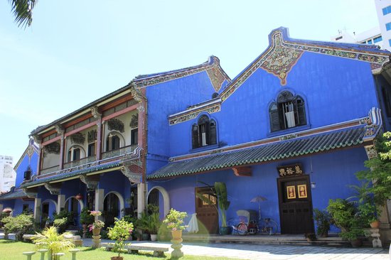 6. Cheong Fatt Tze - The Blue Mansion