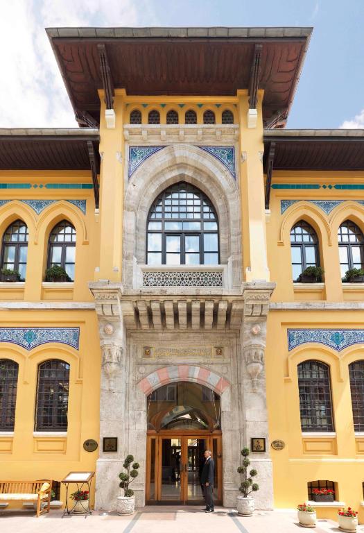 4. Four Seasons Hotel Istanbul at Sultanahmet