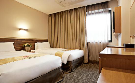 Hotel Sky Park