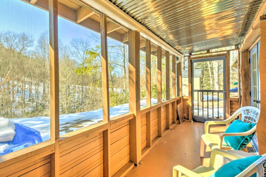 Golf Resort with Smart TVs