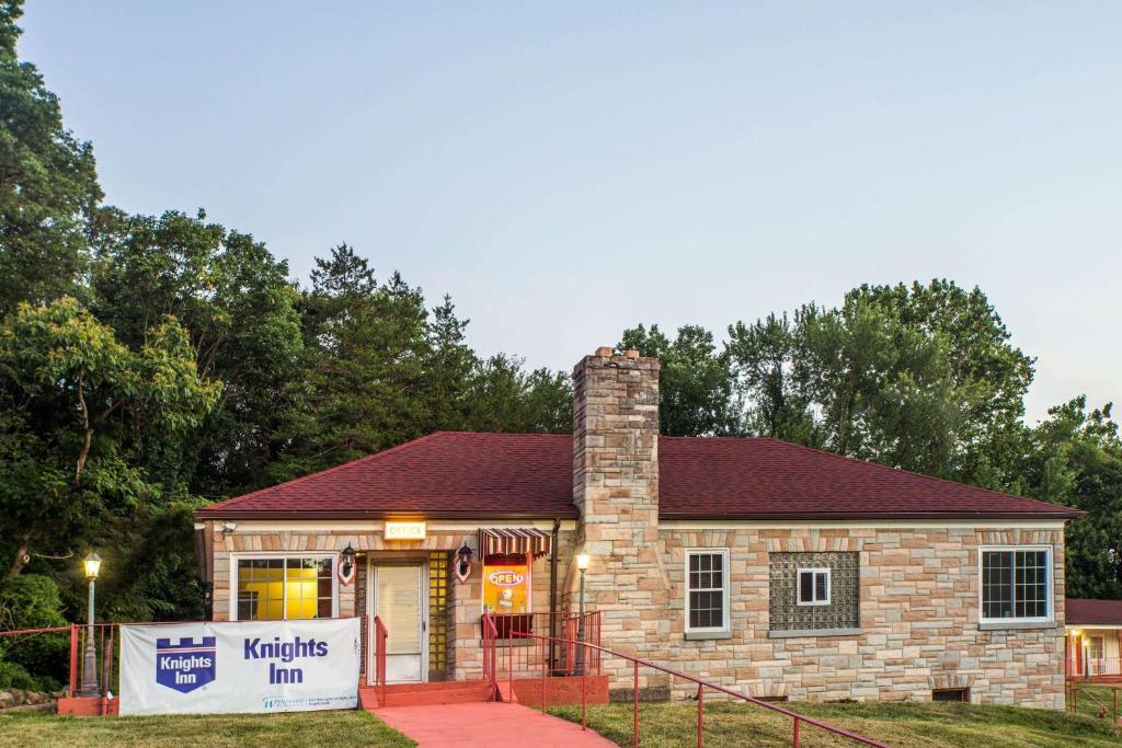Hillside Hotel