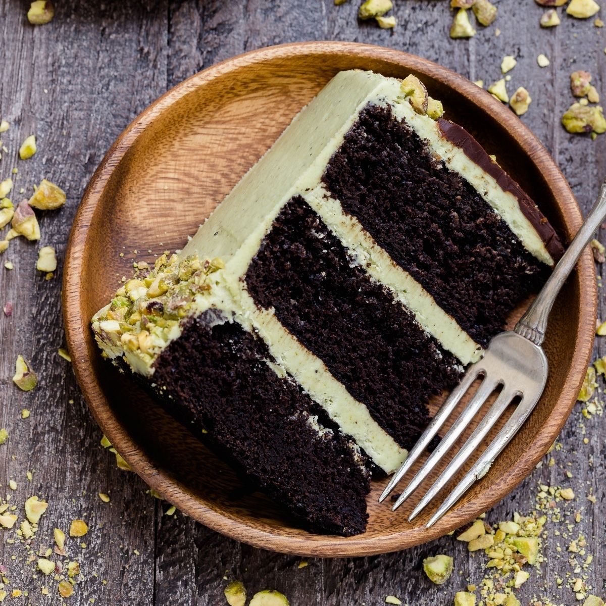 Pistachio and Chocolate Cake