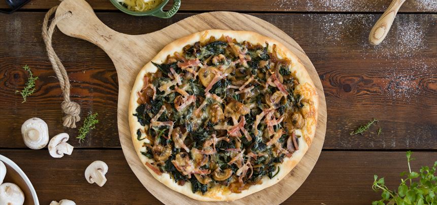 Pizza de setas y espinacas