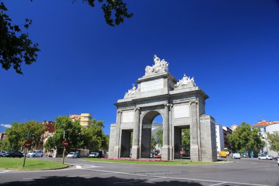 Hotel Catalonia Puerta de Toledo