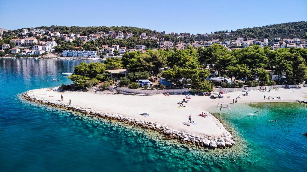 Rozac Beach