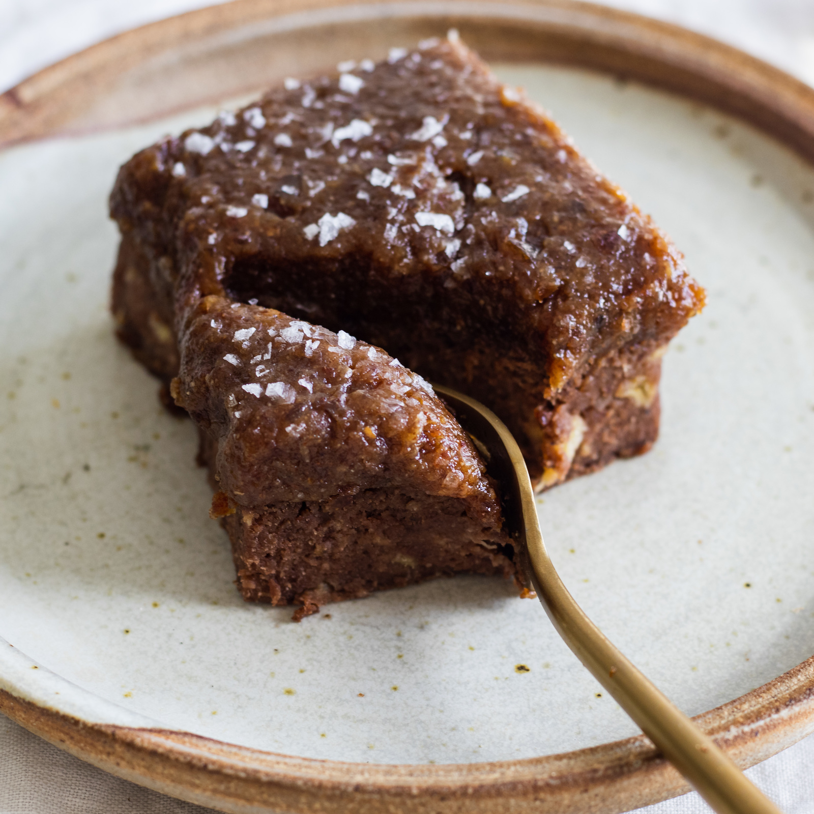High-Protein Caramel Banana Cake
