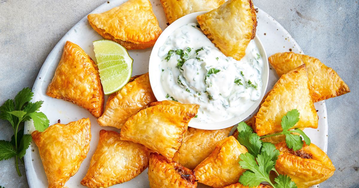 Rogan Josh Samosas