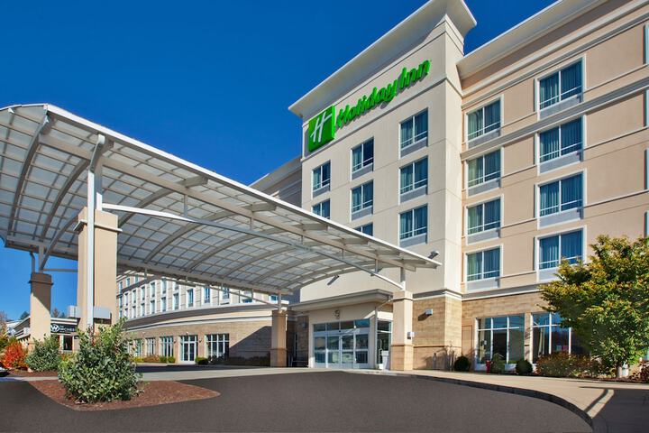 Pineview Hotel