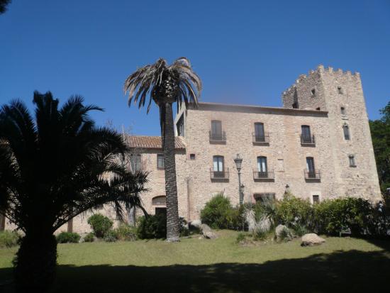 Visit the Castle of Vilafortuny