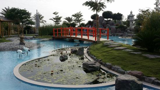 Al Areen Wildlife Park