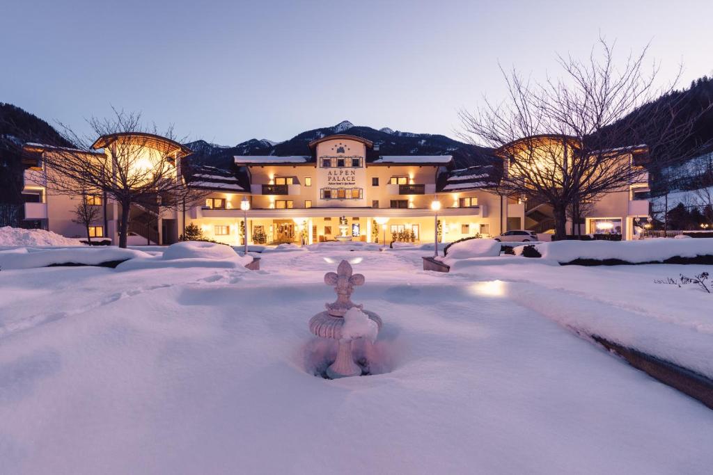 The Luxury Hideaway