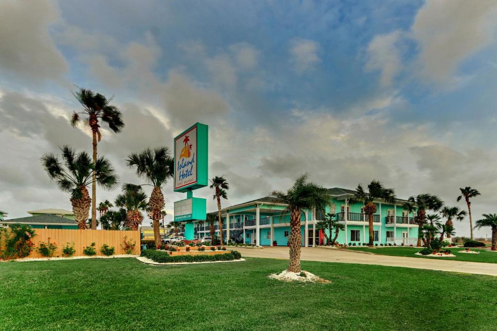 4. Island Hotel Port Aransas