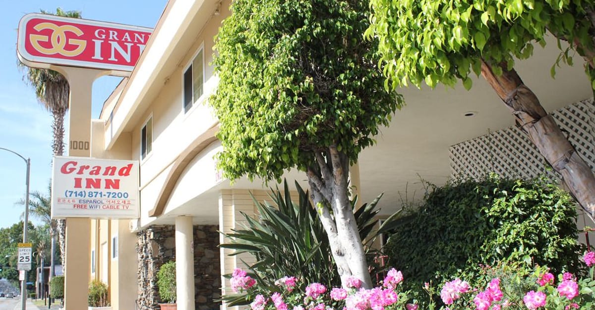 Parkside Grand Hotel