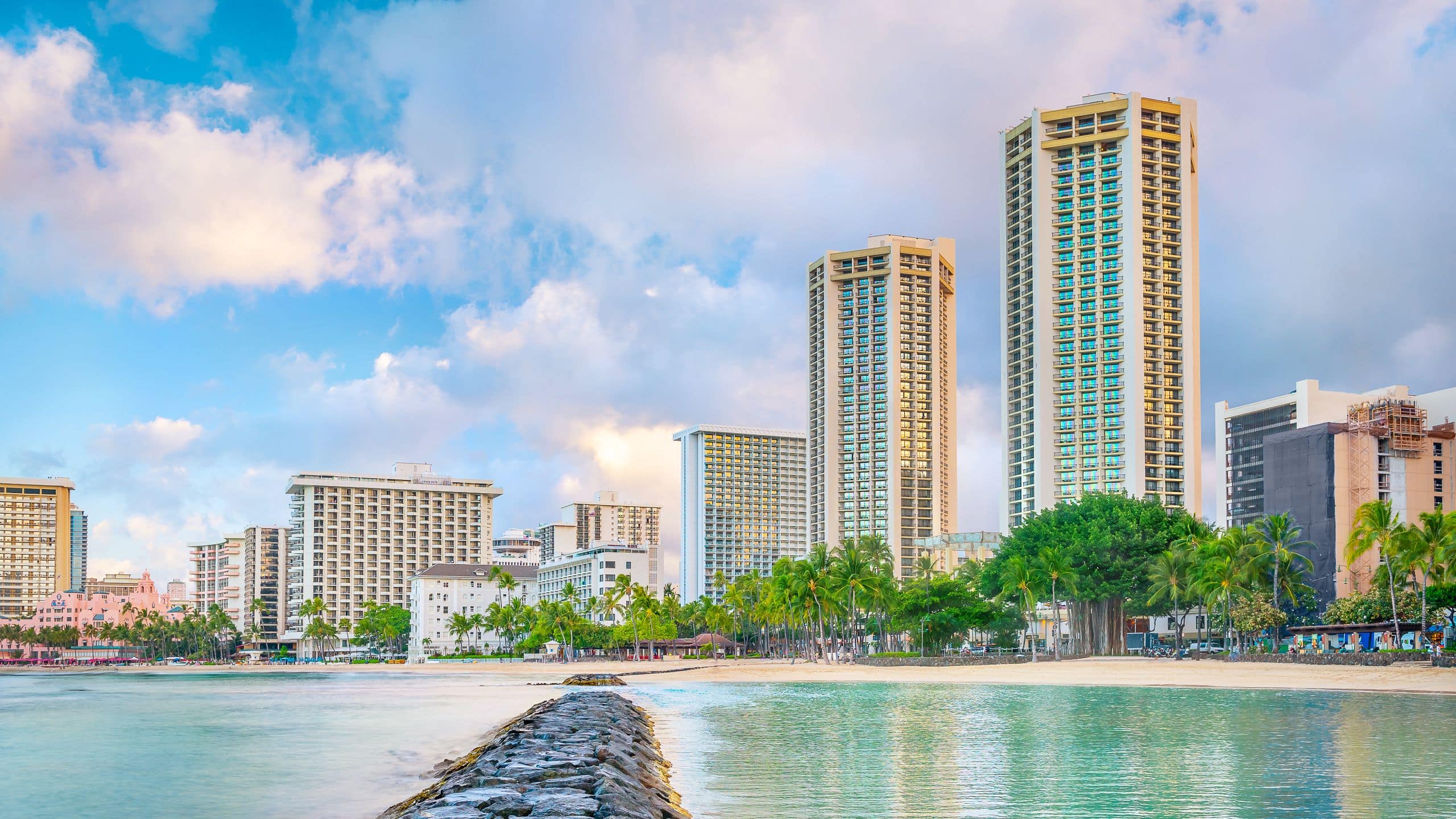 Hyatt Regency Waikiki Beach Resort & Spa