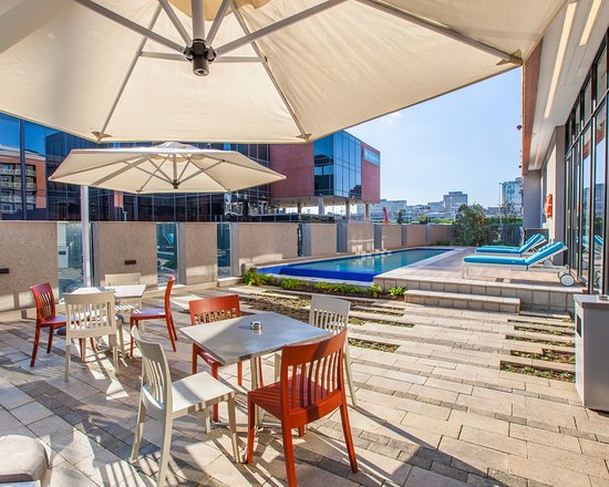 8. City Lodge Hotel Newtown